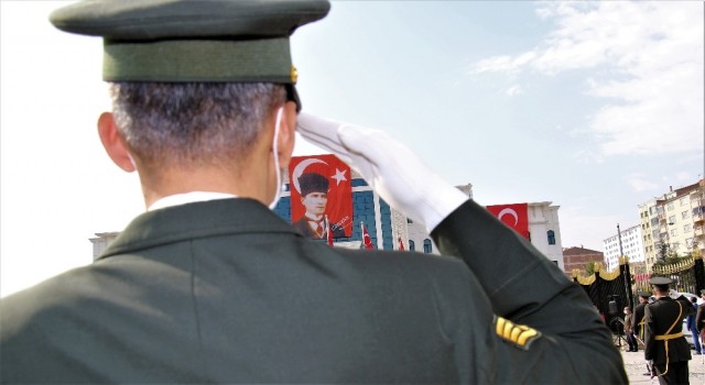 Elazığda 29 Ekim Cumhuriyet Bayramı kutlamaları