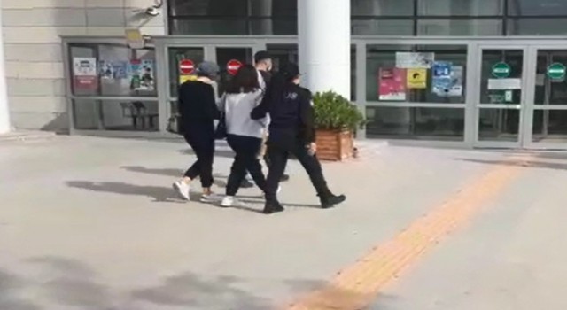 Elazığda kuyumculara sahte altın satan 2 şüpheli yakalandı