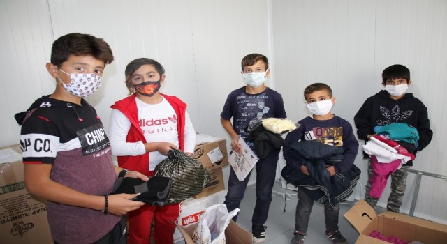 Elazığdan İzmire içleri ısıtan depremzede kardeşliği