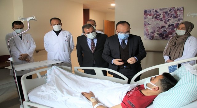 Elazığda depremde balkondan atlayanlar o anları anlattı