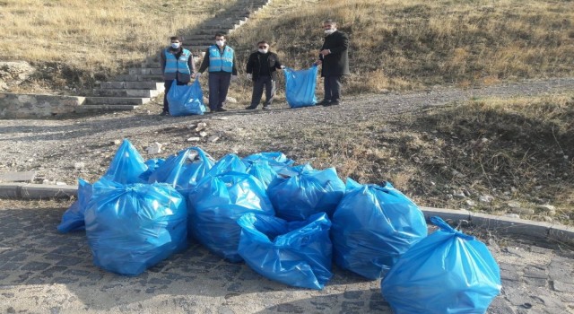 Elazığın Palu ilçesinde çevre temizliği