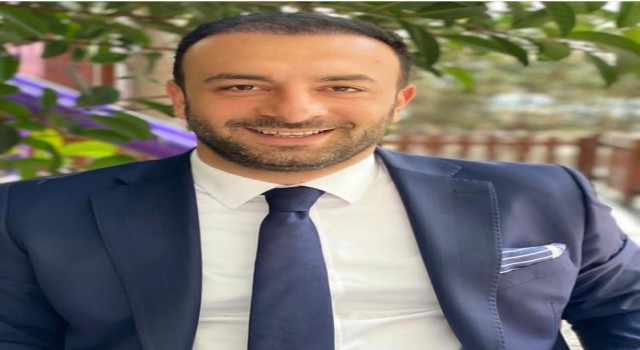 Elazığlı iş adamı, öğrencilere destek için 100 adet tablet bağışladı