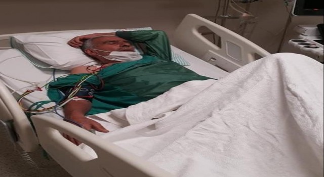 Kalp krizi geçiren Şehit Fethi Sekinin babası anjiyo oldu