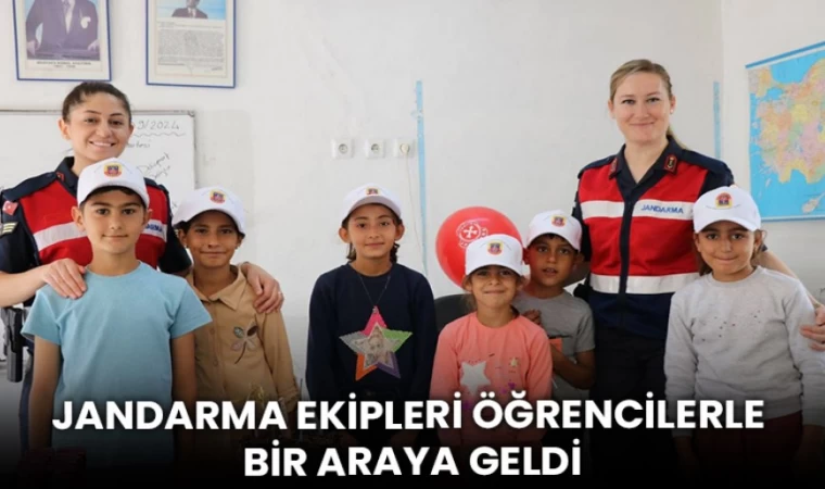 Jandarma Ekipleri Öğrencilerle Bir Araya Geldi