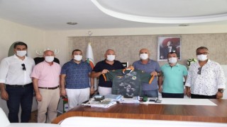 Başkan Şahinden Çavuşoğluna tebrik ziyareti
