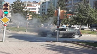 Elazığda araç yangını