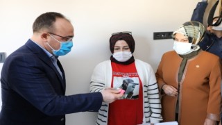 Elazığda ilk biten deprem konutları hak sahiplerine teslim edilmeye başladı