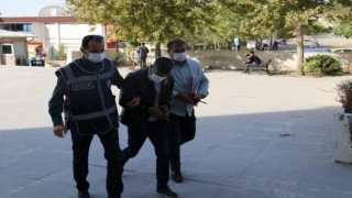 Elazığda yaşından fazla suç kaydı bulunan hırsız yakalandı