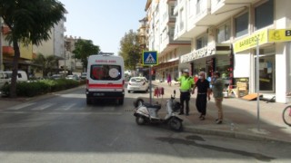 Manavgatta otomobil ile motosiklet çarpıştı: 1 yaralı
