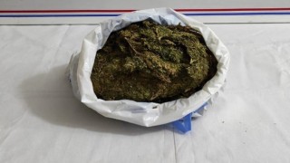Elazığda 1 kilo 600 gram esrarla yakalanan şüpheli tutuklandı