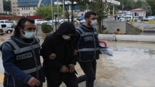 Elazığda 47 suç kaydı olan şüpheli, çaldığı otomobille gezerken yakalandı