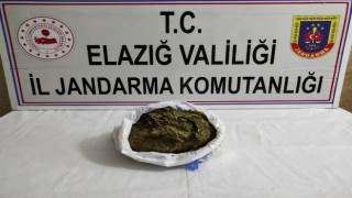Ticari taksi ile esrar getiren şüpheli yakalandı