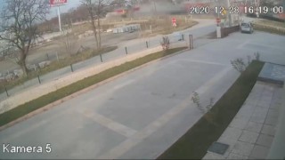 Elazığda trenin tıra çarptığı kaza kamerada