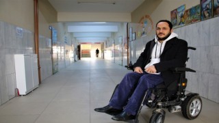 Hem azimli, hem vefalı Mahmut Hocadan büyük fedakarlık