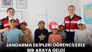 Jandarma Ekipleri Öğrencilerle Bir Araya Geldi